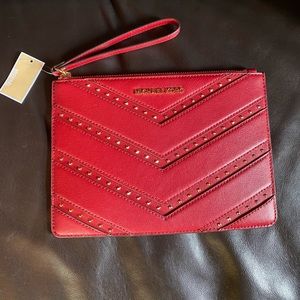 clutches wristlet